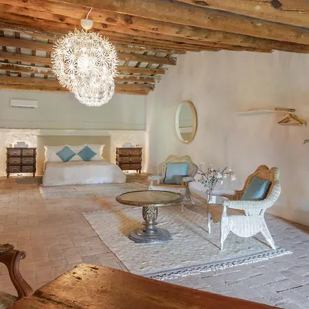 Catalina Villa *